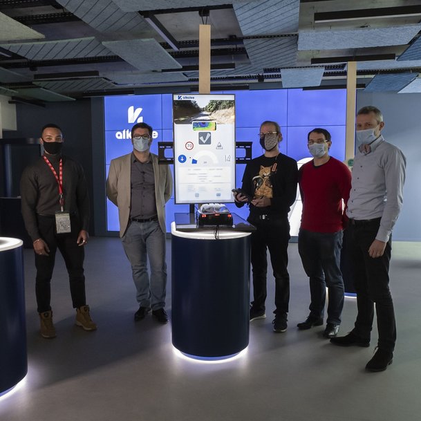 Digital transition : Alkalee: a software suite equipped to bring agility and openness to the vehicles of tomorrow